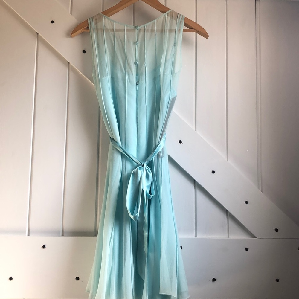 Dainty Spring Dress - Picture 2 of 4